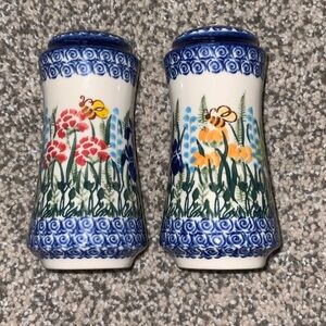 Polish Pottery Kalich Tall 4 3/4” Salt & Pepper Shakers Floral with Bees - New